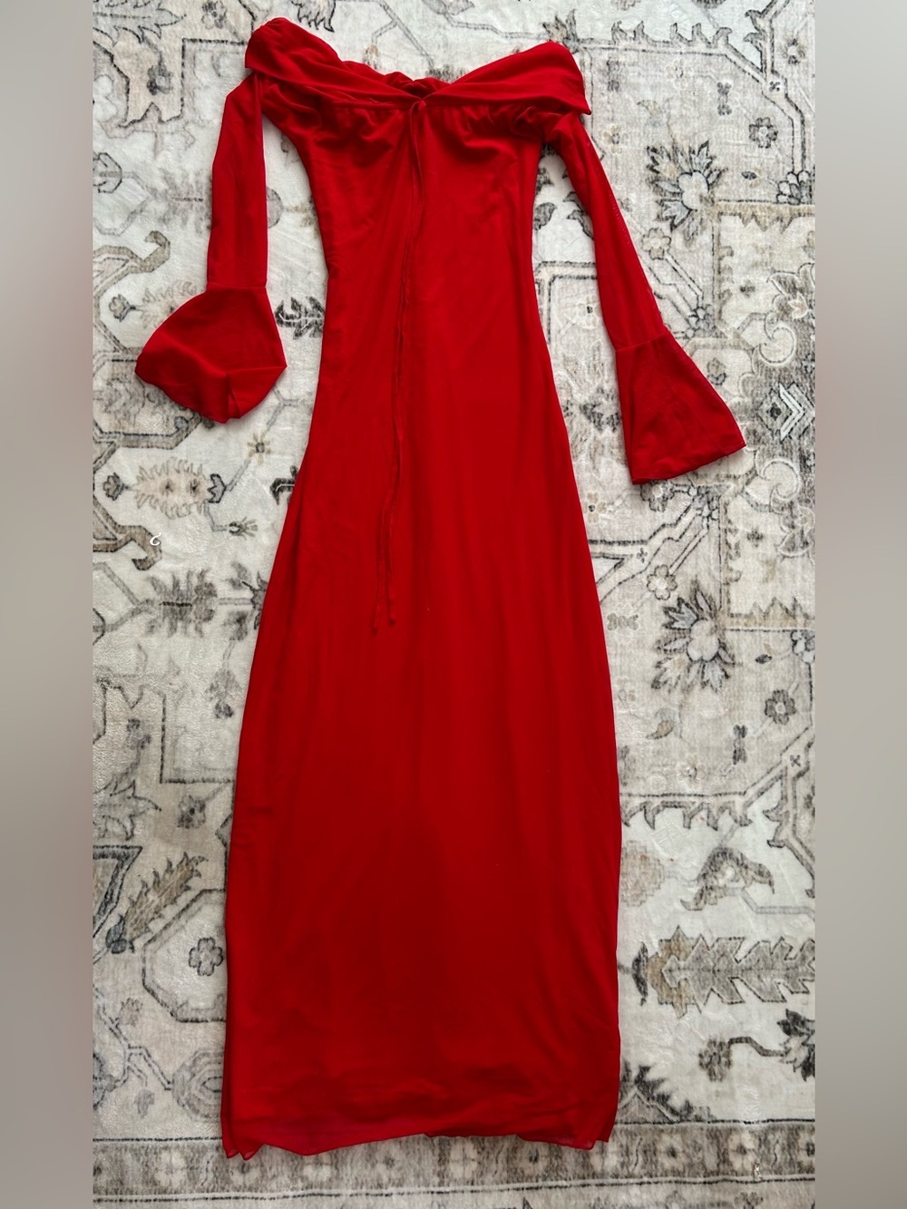 NEW KUTUMAI Off-Shoulder Red Long-Sleeve Maxi Dress with Fluted Cuffs stretch - Picture 2 of 9